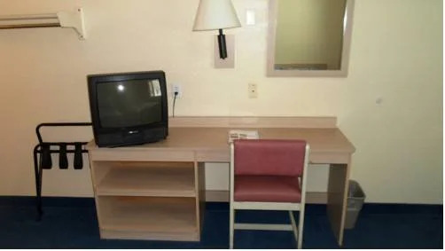 Motel 6 - Newark