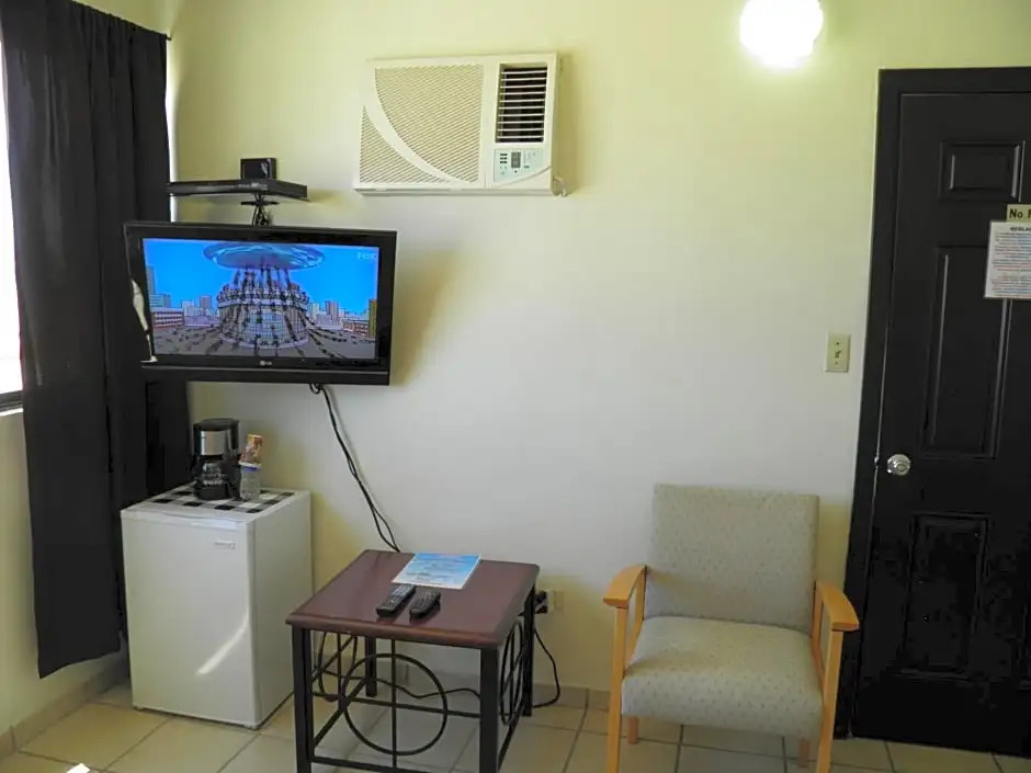 #38 Bungalow Seaside Hotel & Victors RV Park