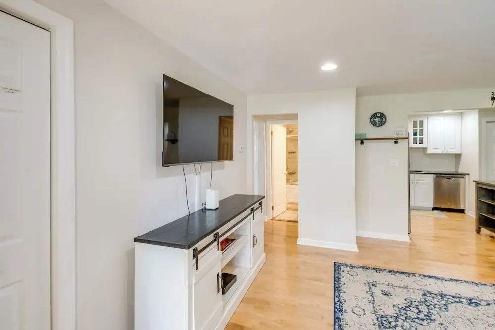 Cape May Quad w/ Grill - 7 Blocks to Beach!