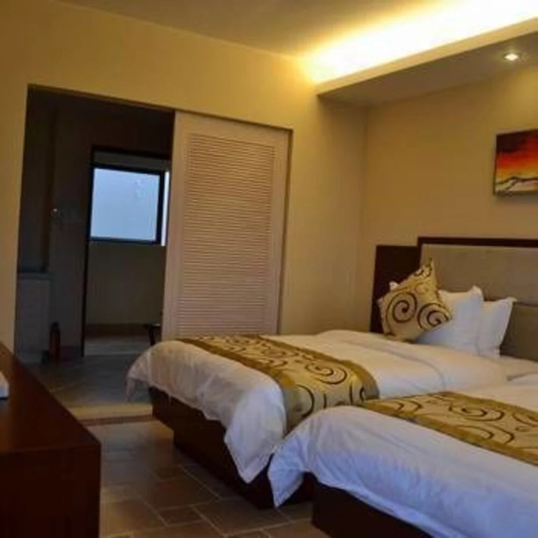 Xinzhong Hotel