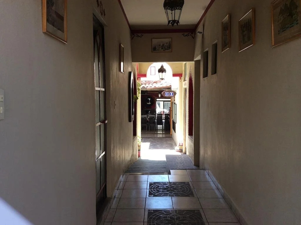 Hotel Casa Blanca