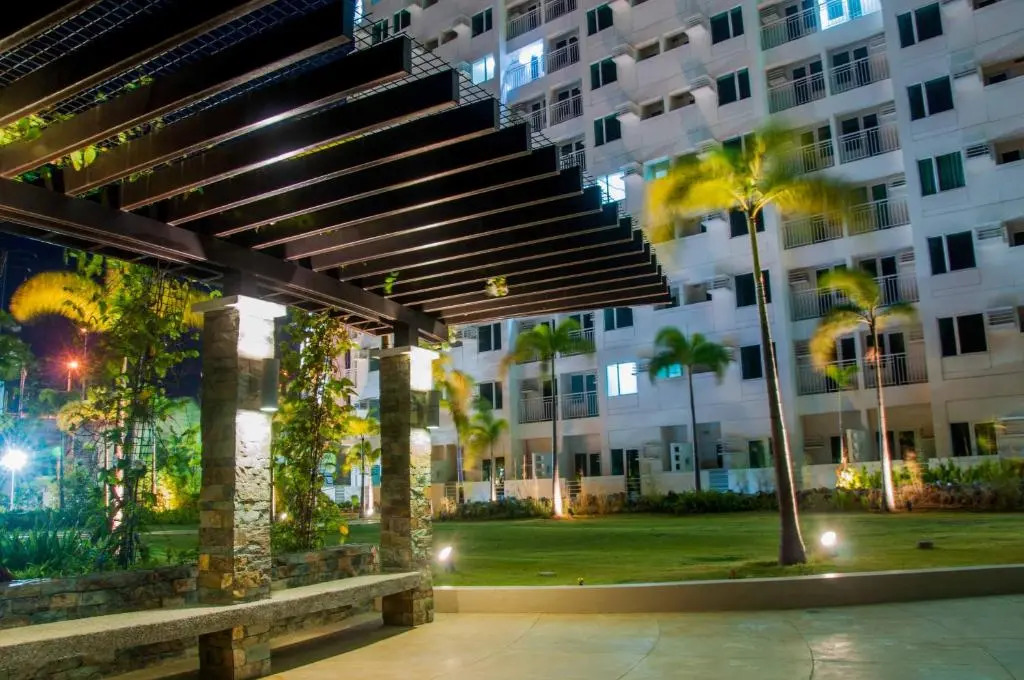 affordable staycation alabang