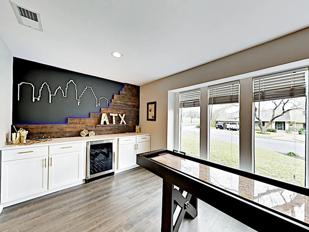 Zilker Zen - 3 Br Home