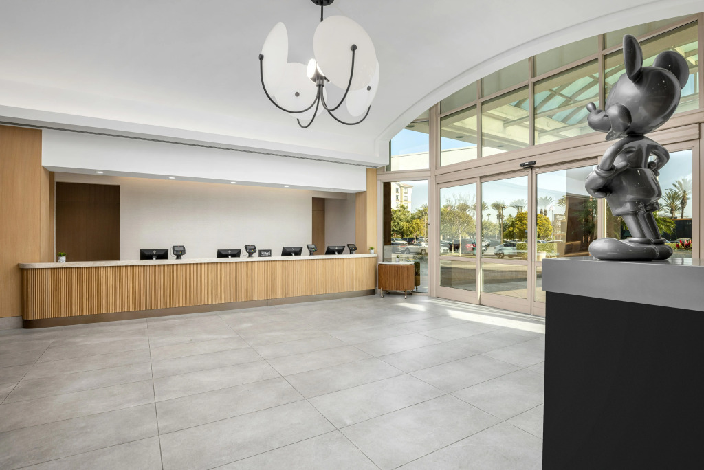 Embassy Suites by Hilton Anaheim South