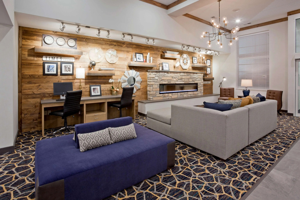 GrandStay Hotel & Suites