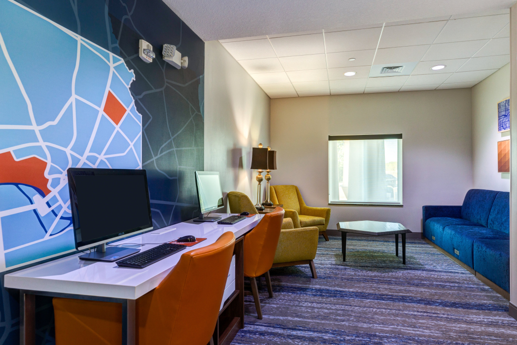 Holiday Inn Express Hotel & Suites Salina by IHG