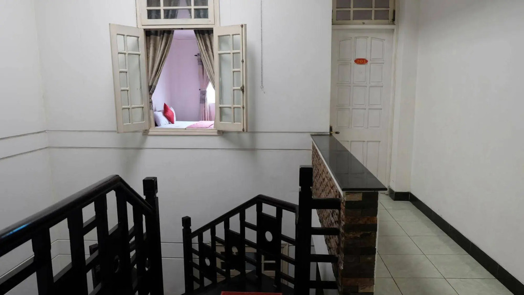 Kim Long Hotel