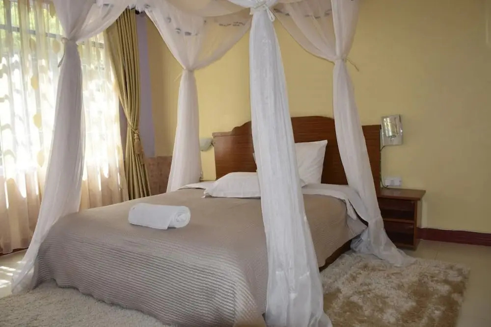 Yaris Guest House