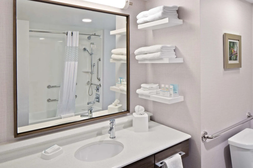 Hampton Inn & Suites- Seattle Woodinville Wa
