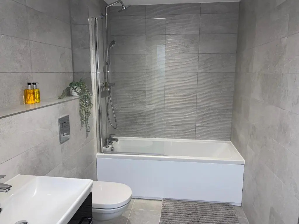 Roomotel - Oakview Moseley