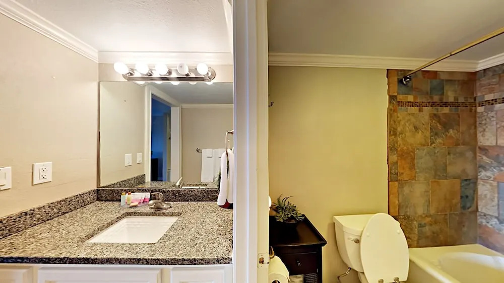 141 Sea Breeze - One Bedroom Condo