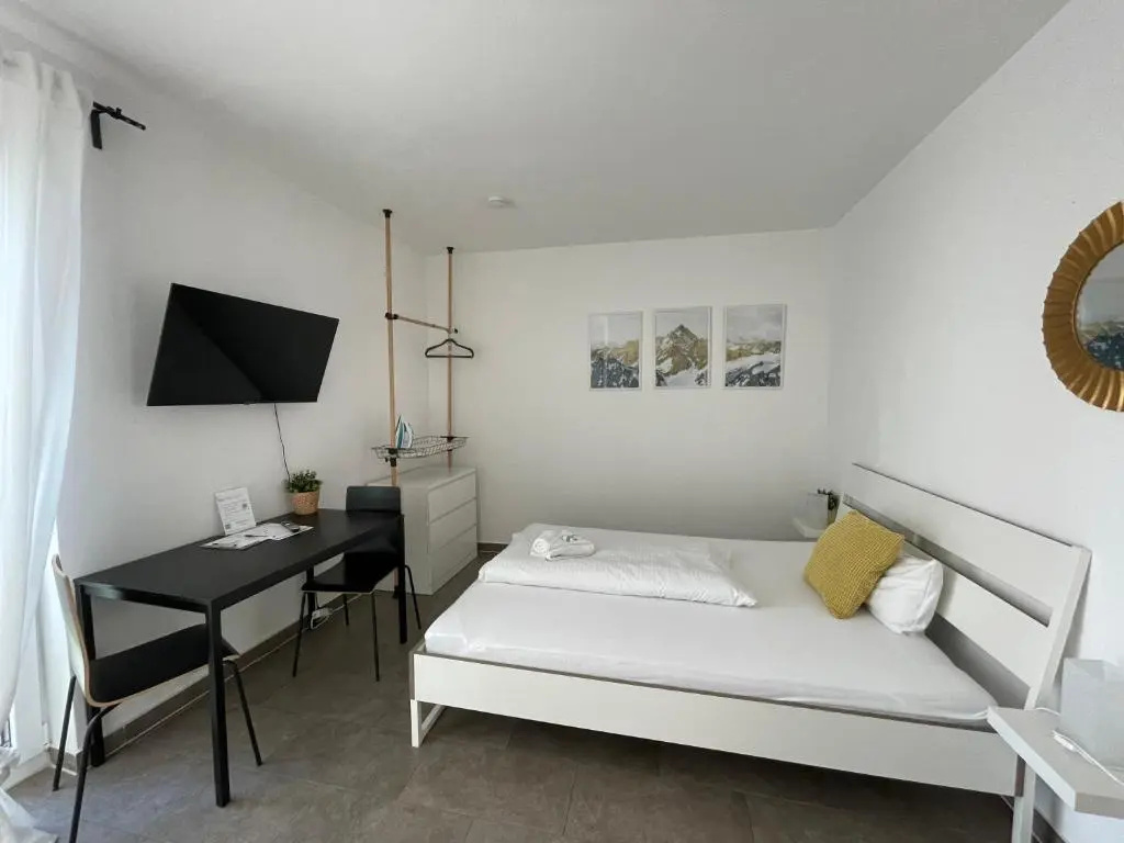 Nibelungen Apartments