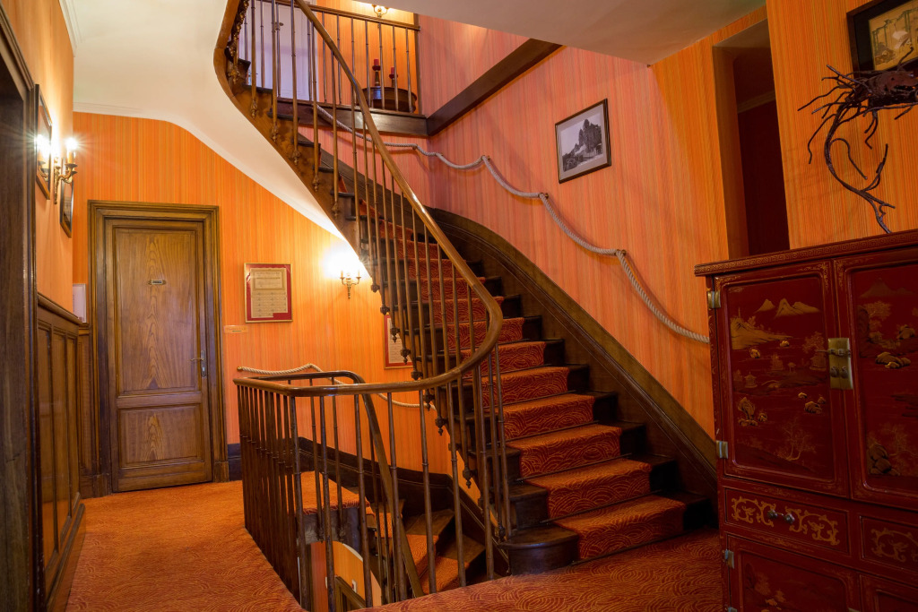 Hôtel The Originals Résidence de Rohan