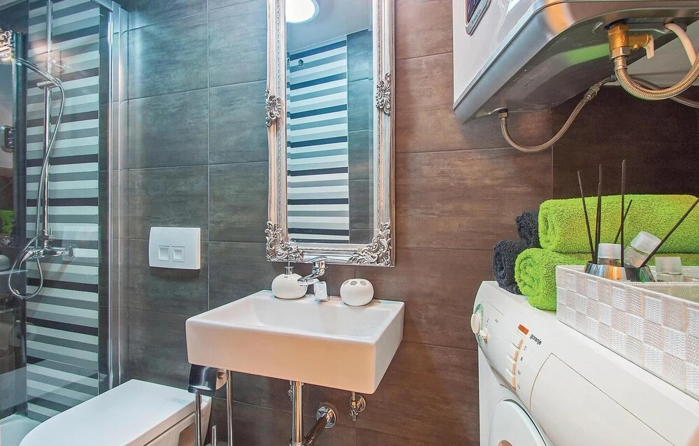Nice Home in Fazana With Wifi and 2 Bedrooms
