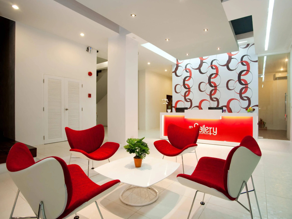 The Gallery Hotel