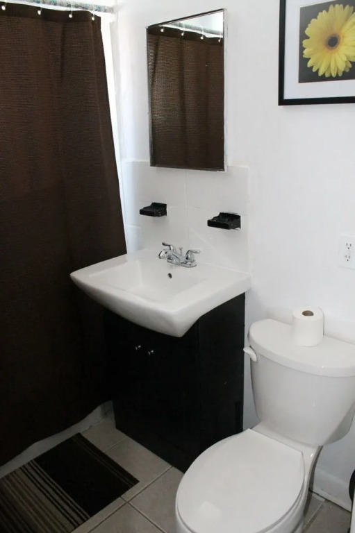 Adib Apartments - 630 Cummings Ave, Unit 11