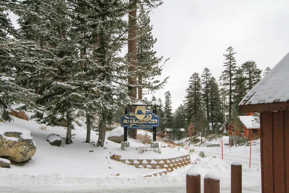 Mammoth Ski & Racquet Club #80 2 Bedrooms 2.5 Bathrooms Condo
