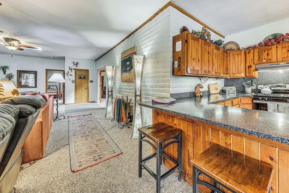Spacious Alto House on 8 Private Acres w/ Hot Tub!