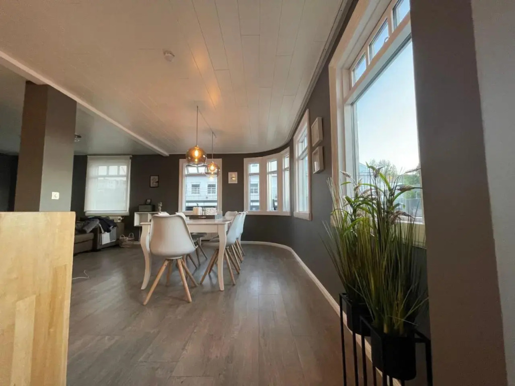 Lovely Penthouse downtown with 3 bedrooms