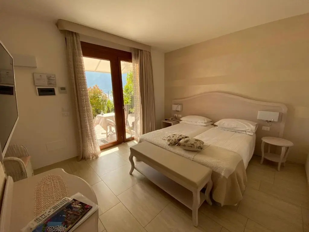 Hotel Riviera Panoramic Green Resort