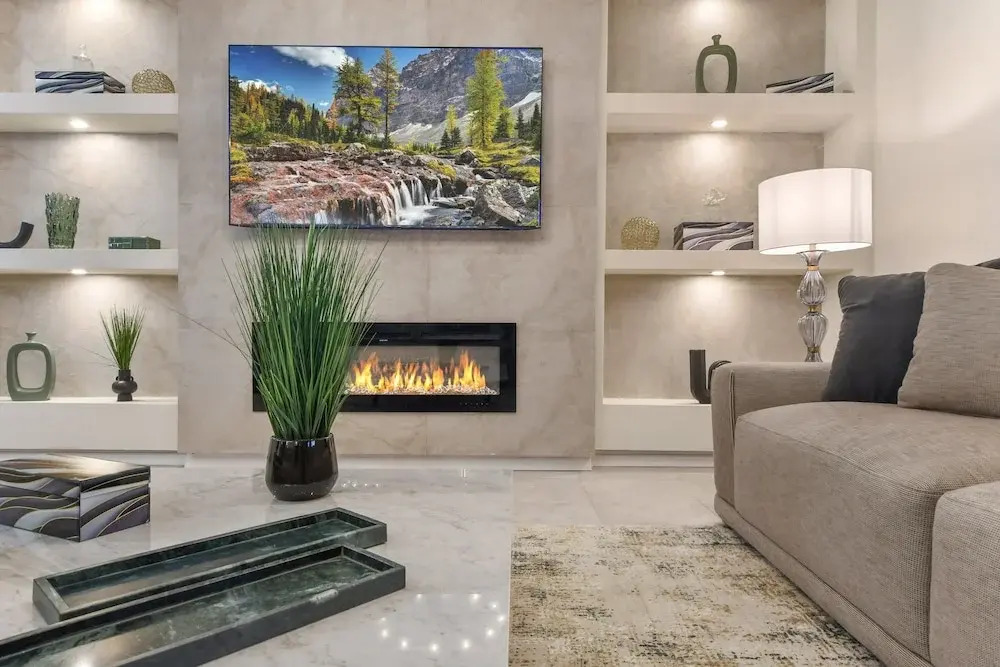 Luxurious Villa with Resort-Style Amenities