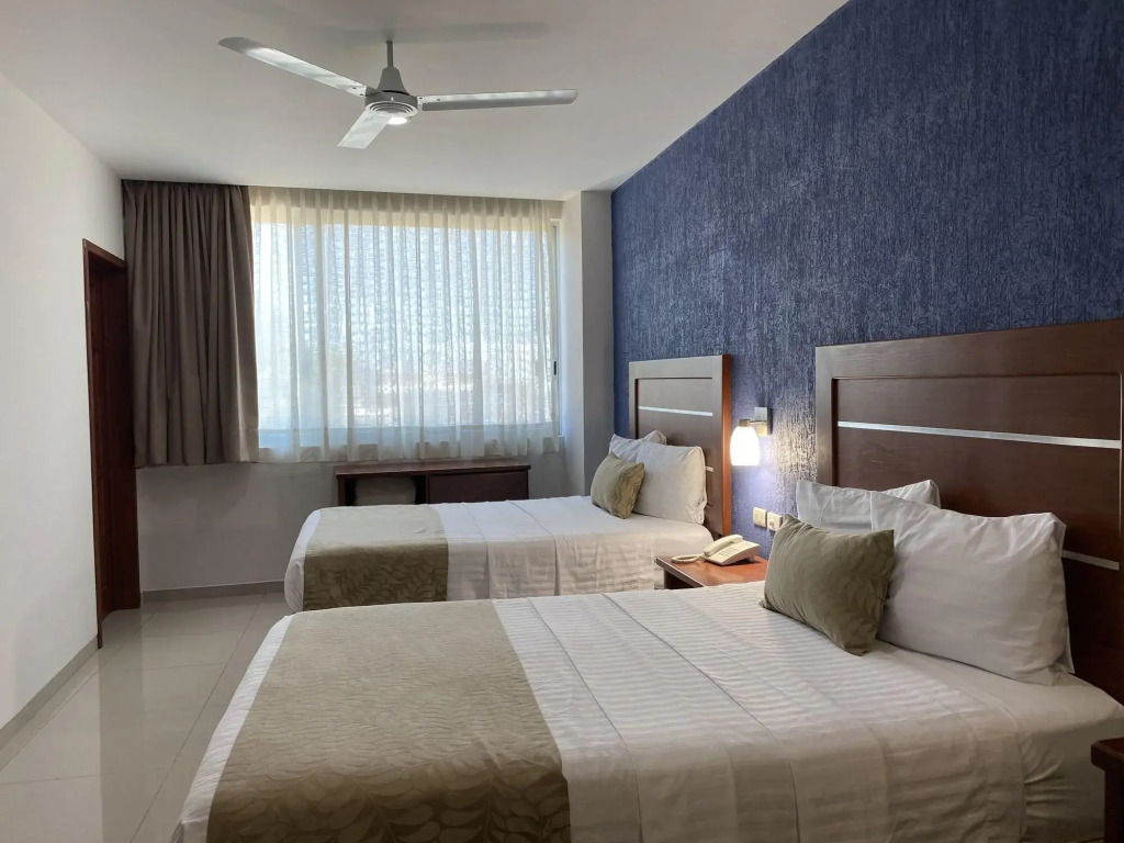 Hotel Calzada Inn
