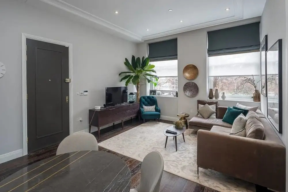 Modern 2 Bed, 2 Bath Apartment in Paddington