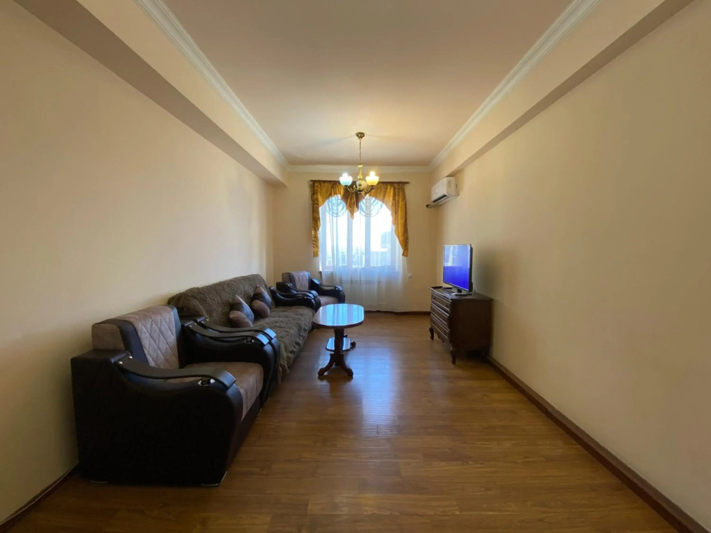 Argishti street, 2 bedrooms Spacious, Sunny apartment GL148