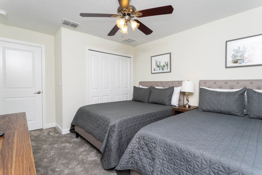 Gorgeous 4Bd w Pool Champions Gate 1196