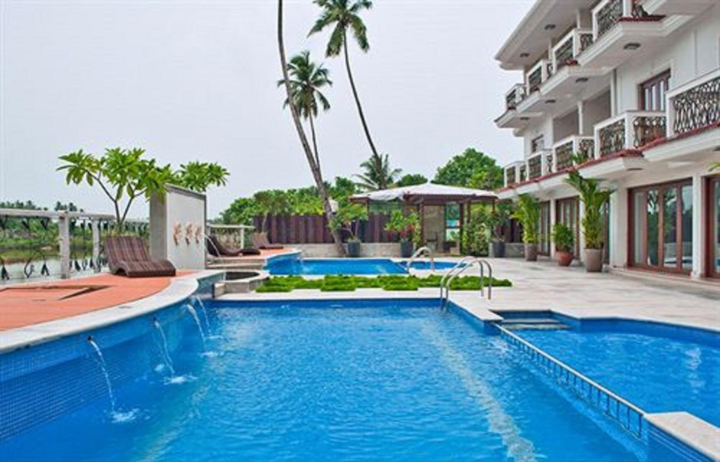 White Pearl Suites by Rosetum