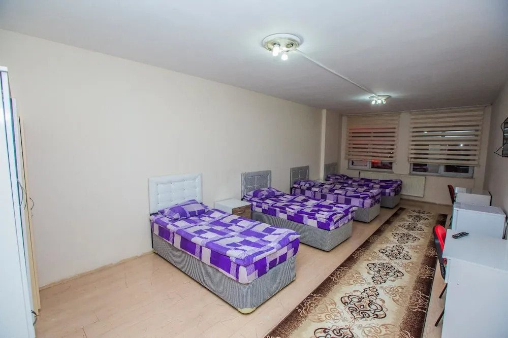 Huzur Bayan Apart