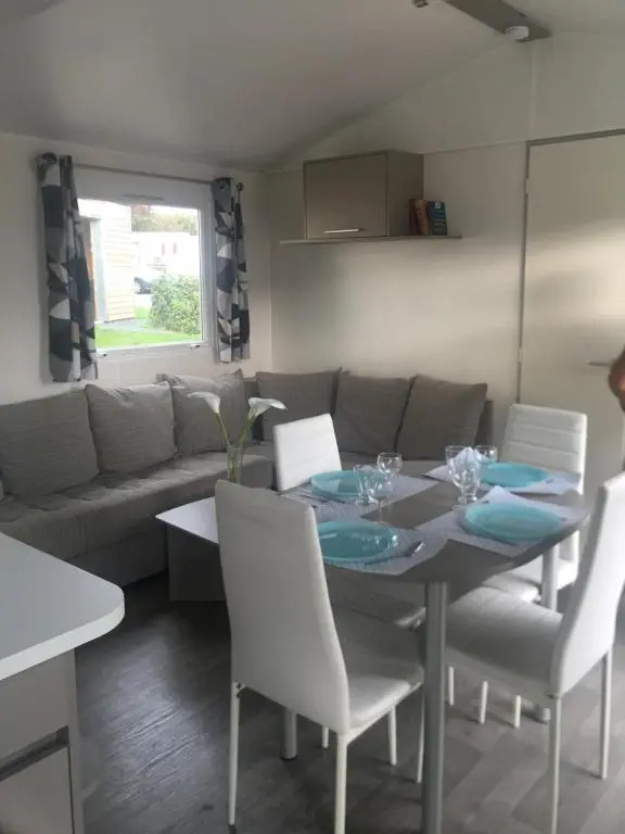 Mobil Home 257 M et Mme COLAS