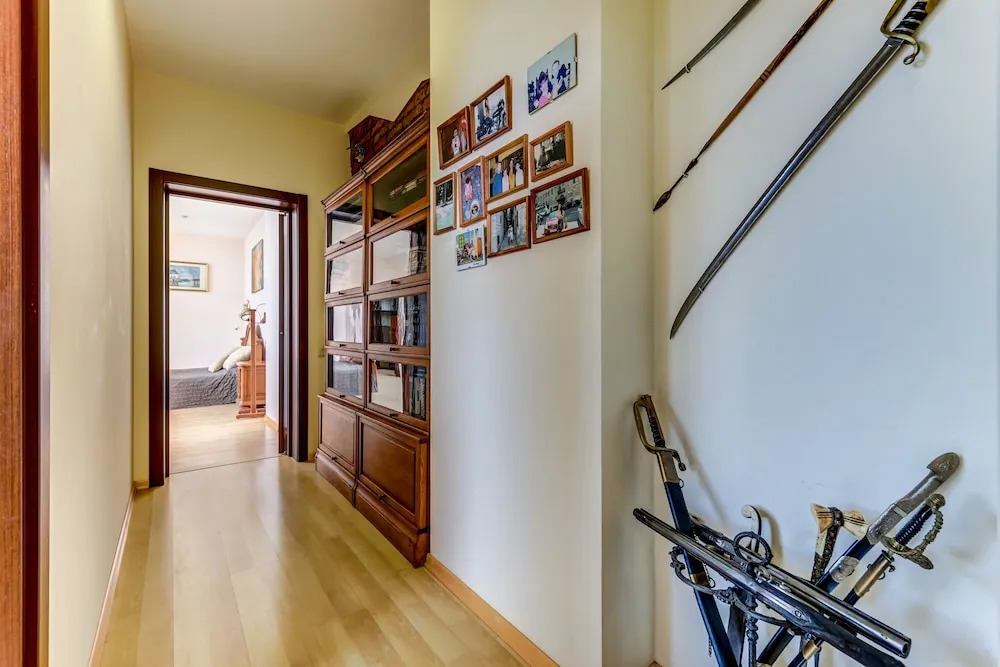 Home4day Spacious loft in the heart of Petersburg