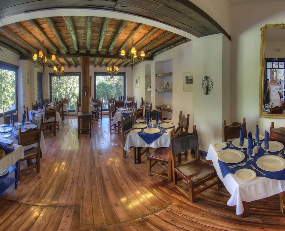 Hostería Hacienda Pinsaqui