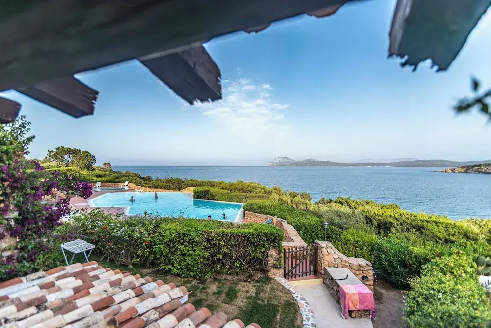Punta Volpe Home With Pool