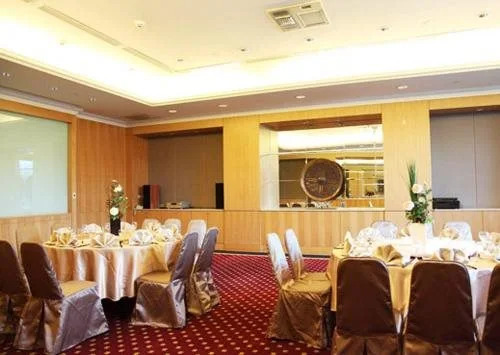 Hooyai Hotel
