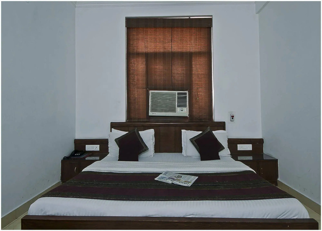 Hotel Baba Deluxe near New Delhi Railway Station and City Center -By RCG Hotels