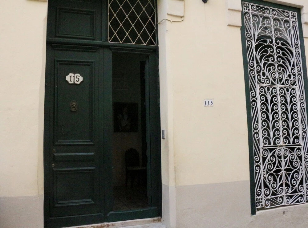 Wenchris House