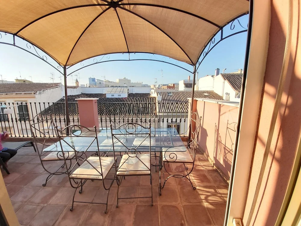 Del Parque Flats Central