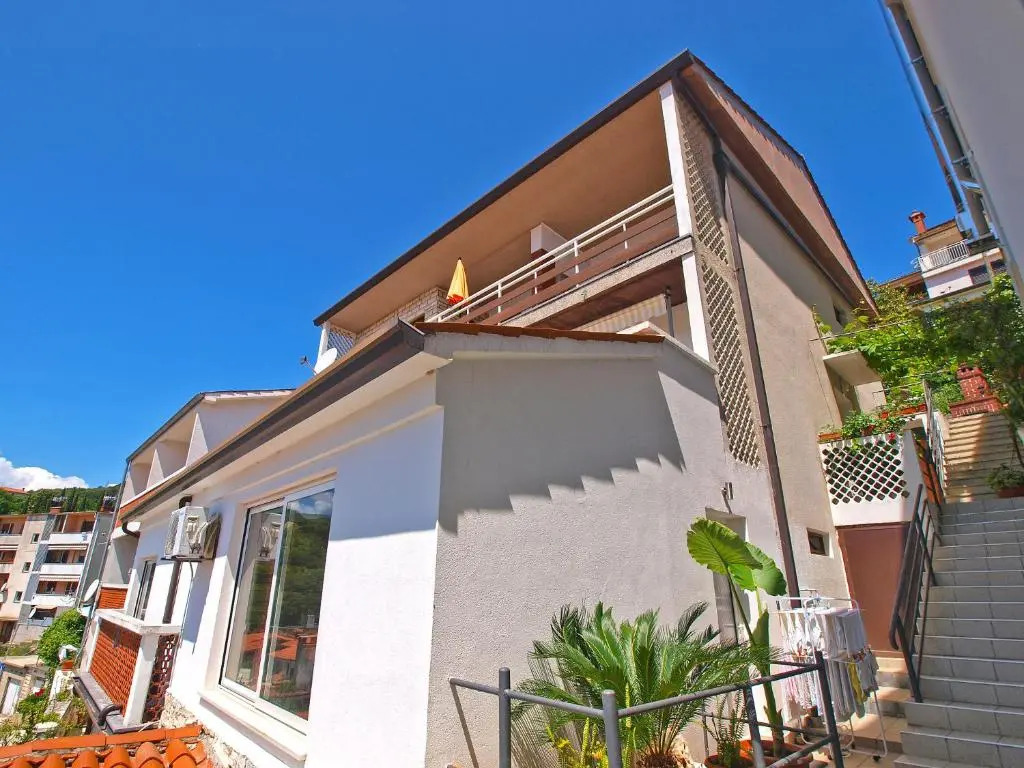 Apartments and room Rabac 155