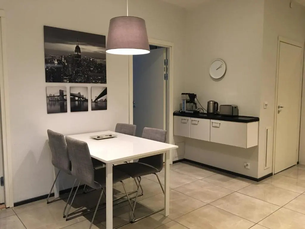 Freda Residence 2