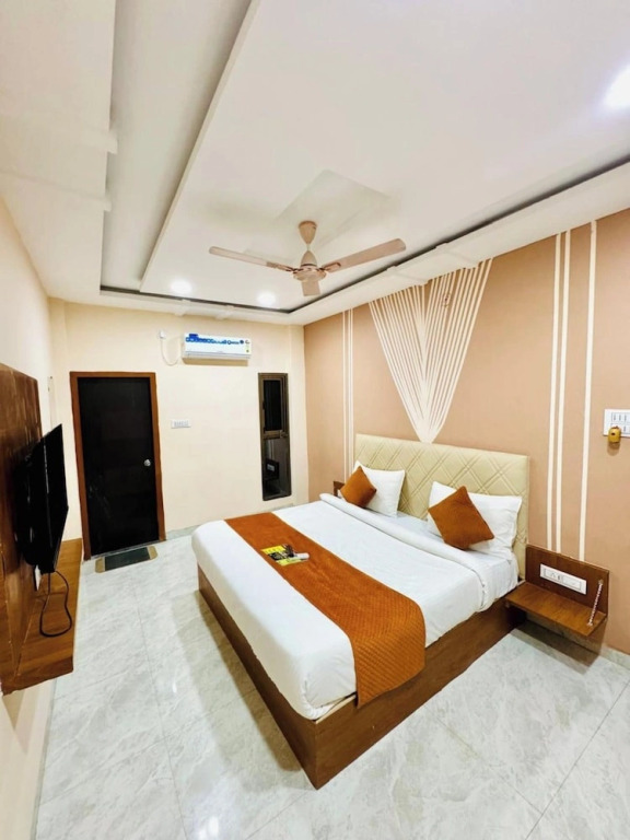 P2 Hotel