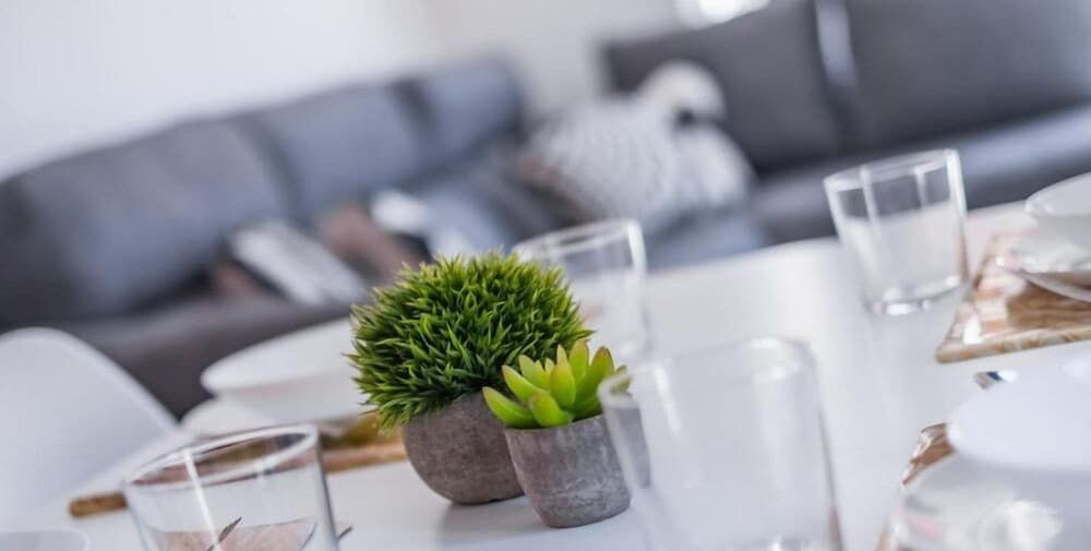 MIROTZA ROOMS AND APARTMENTS
