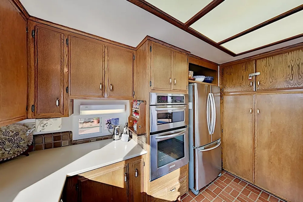 Oxford Home 1906 - 3 Br home by RedAwning