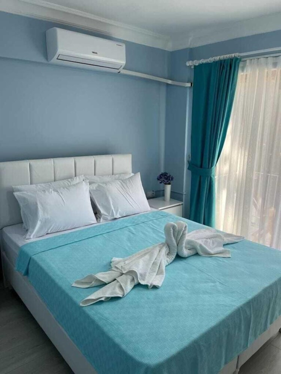 Marquis Blue Hotel