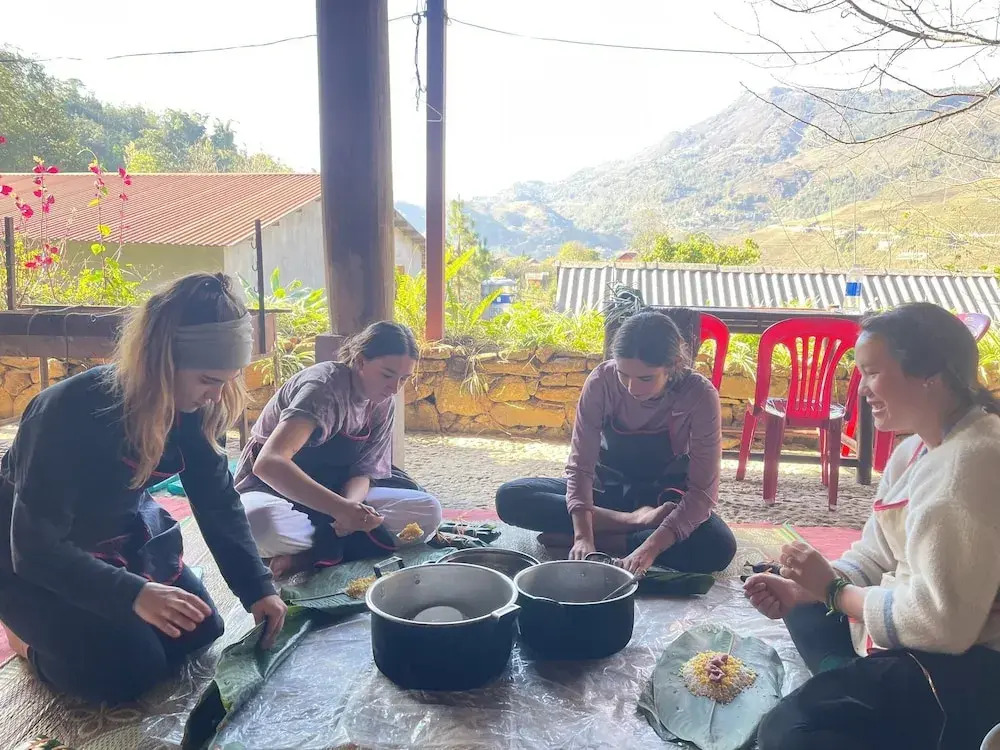 Bees Homestay Sapa & Trekking