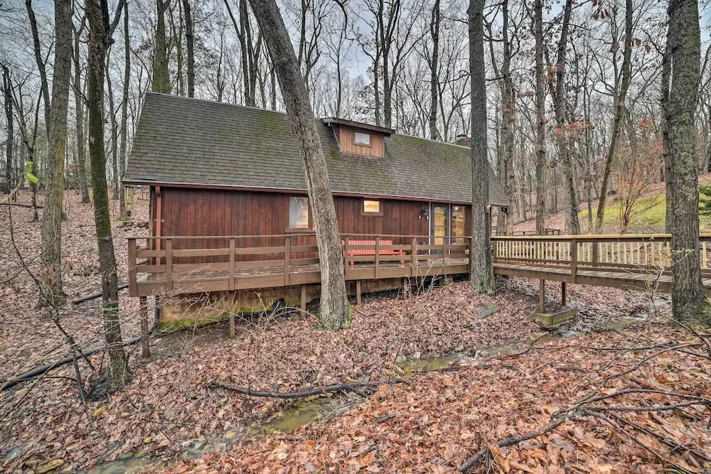 Cozy Cabin Near Massanutten Resort & Water Park!