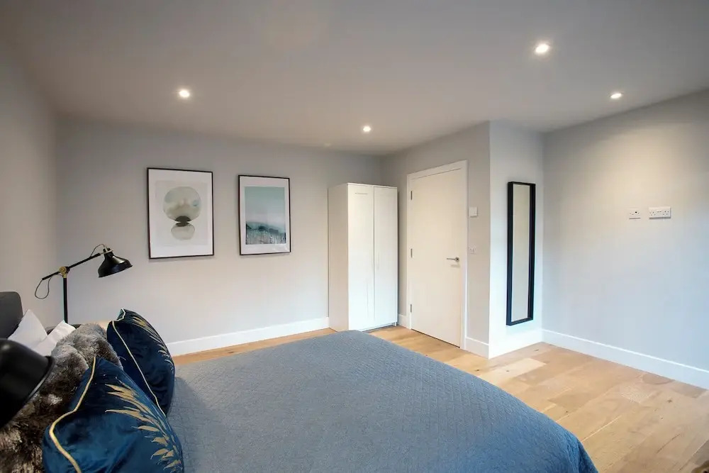 Hampden Apartments - The Edward