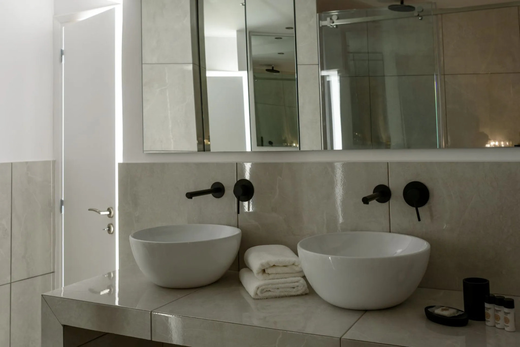 Athenian Residential Apartments