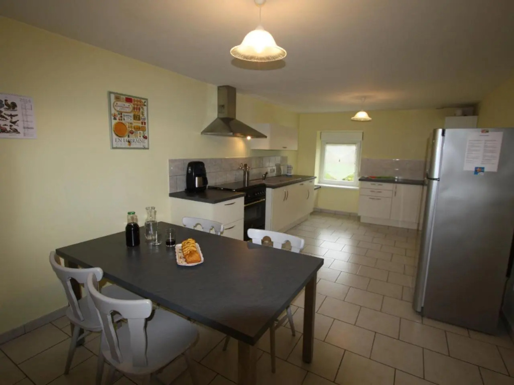 Gite Docelles, 6 pièces, 11 personnes - FR-1-589-104